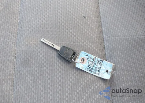 2014 Chevrolet Silverado C1500 z USA, uszkodzony, nr VIN 1GCNCPEH3EZ183532